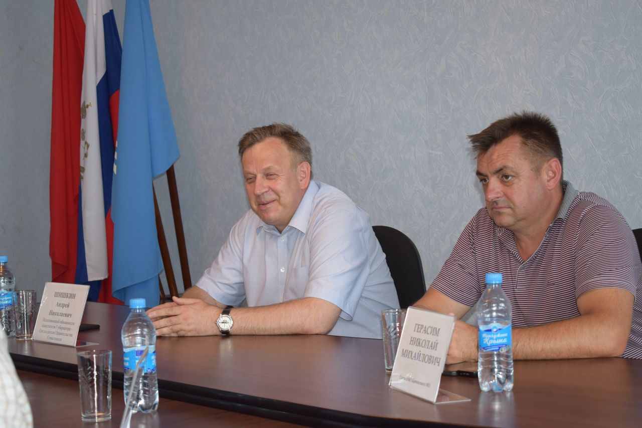 zamestitelya gubernatora a.n. shishkin s rabochim vizitom u glavy vmo web 02