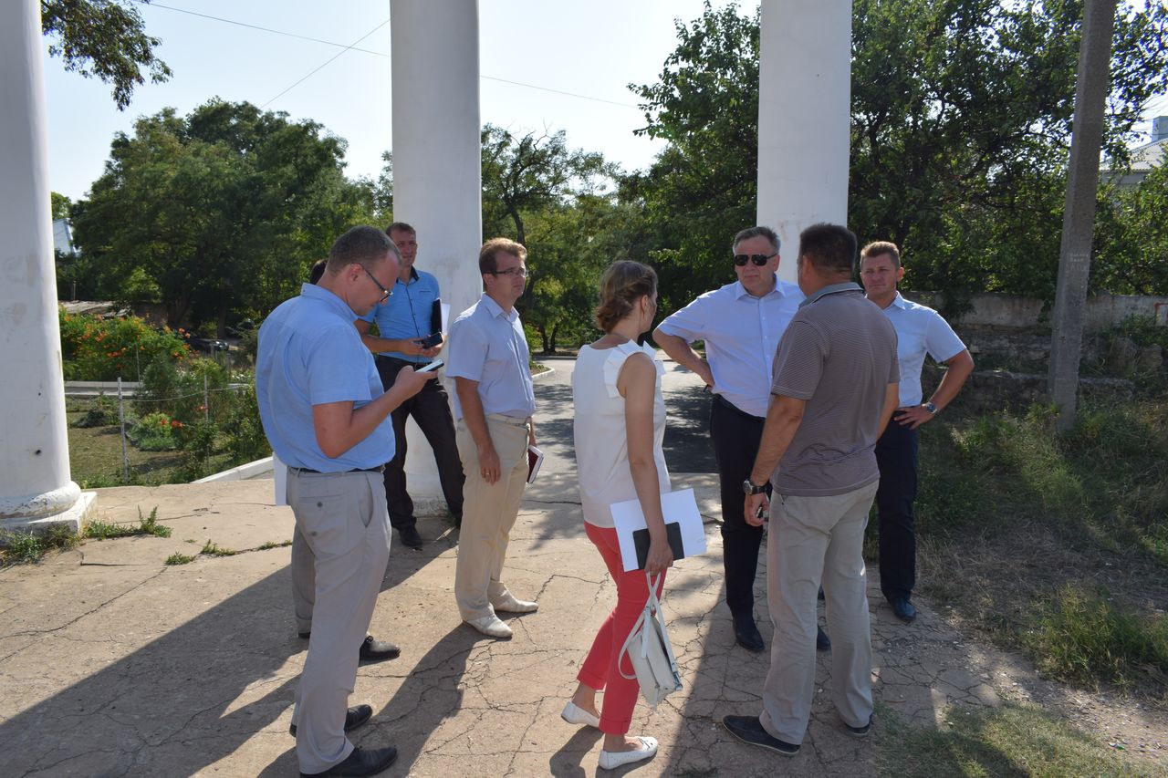 zamestitelya gubernatora a.n. shishkin s rabochim vizitom u glavy vmo web 04