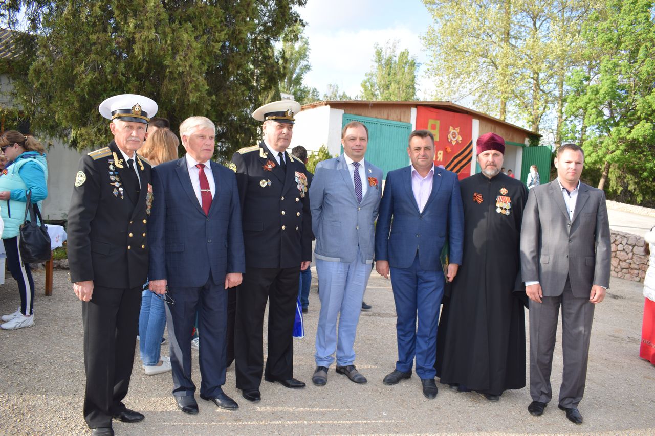 Tradicionnoe fakelnoe shestvie 01