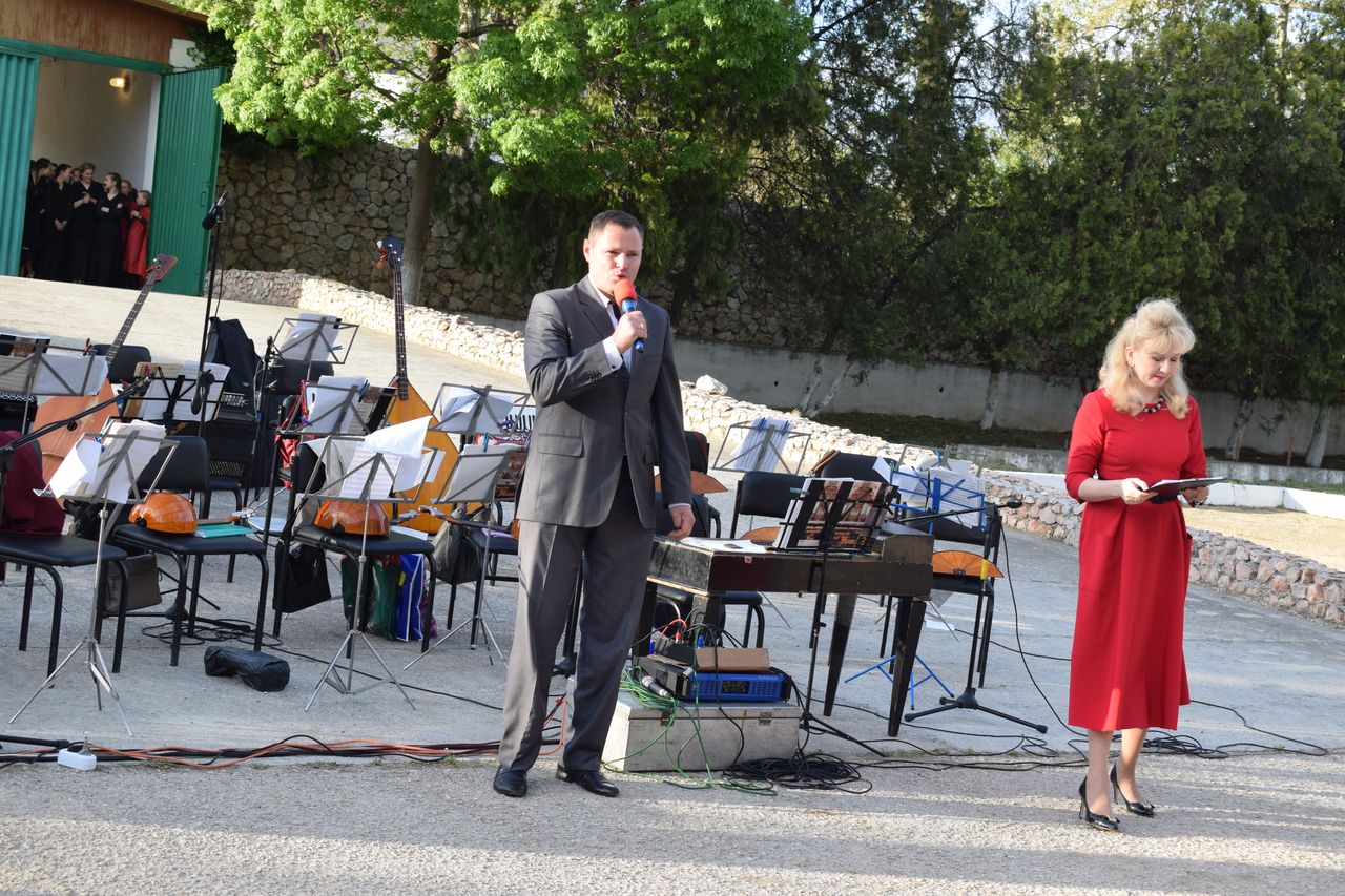 Tradicionnoe fakelnoe shestvie 01