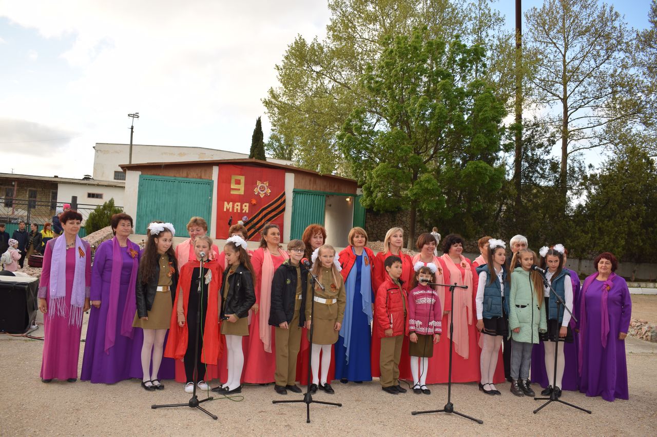 Tradicionnoe fakelnoe shestvie 01