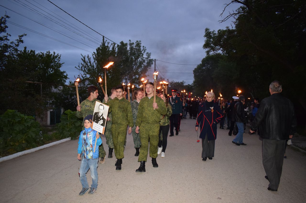 Tradicionnoe fakelnoe shestvie 01