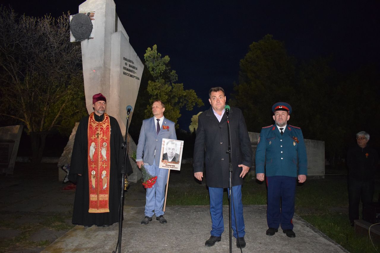 Tradicionnoe fakelnoe shestvie 01