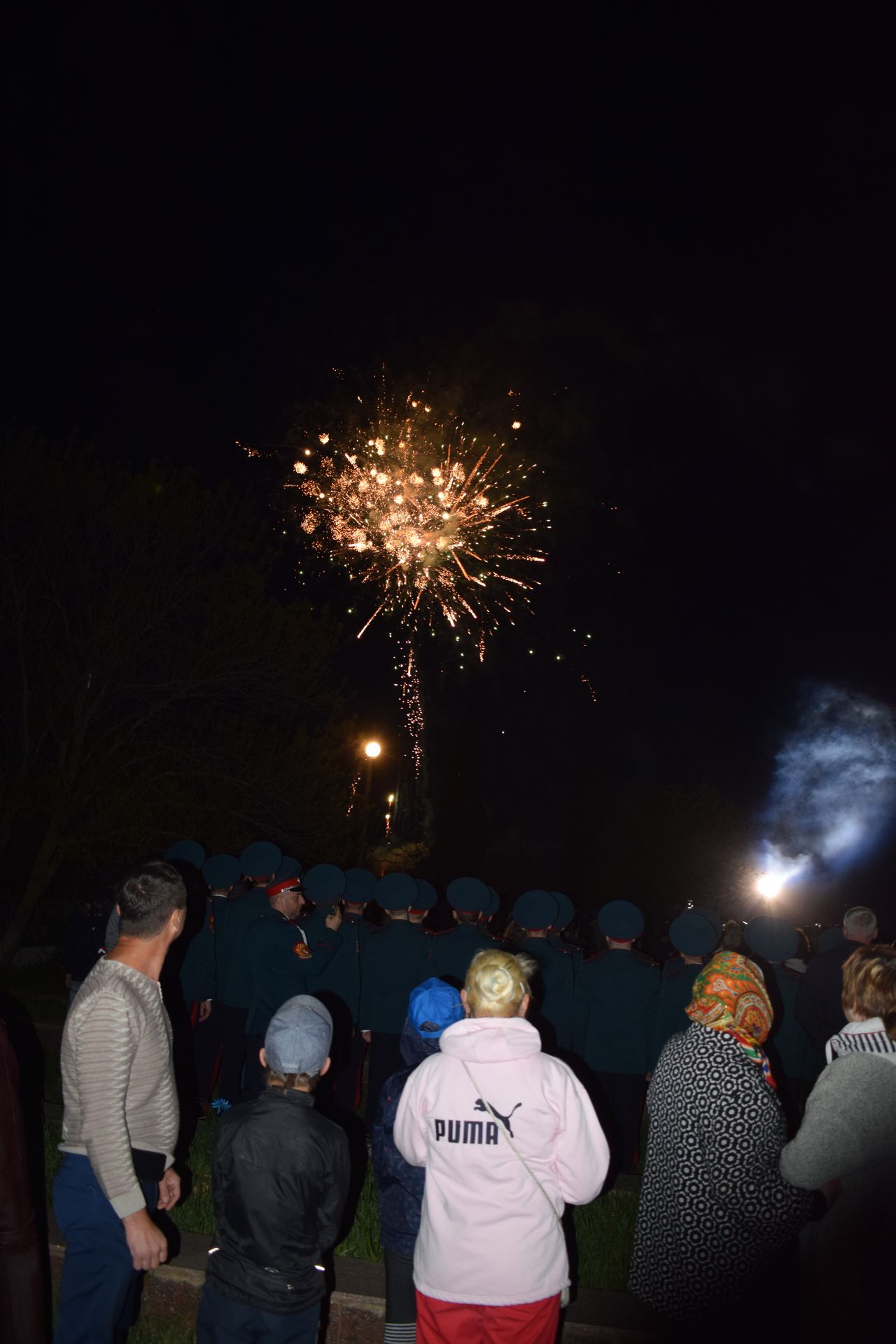 Tradicionnoe fakelnoe shestvie 01