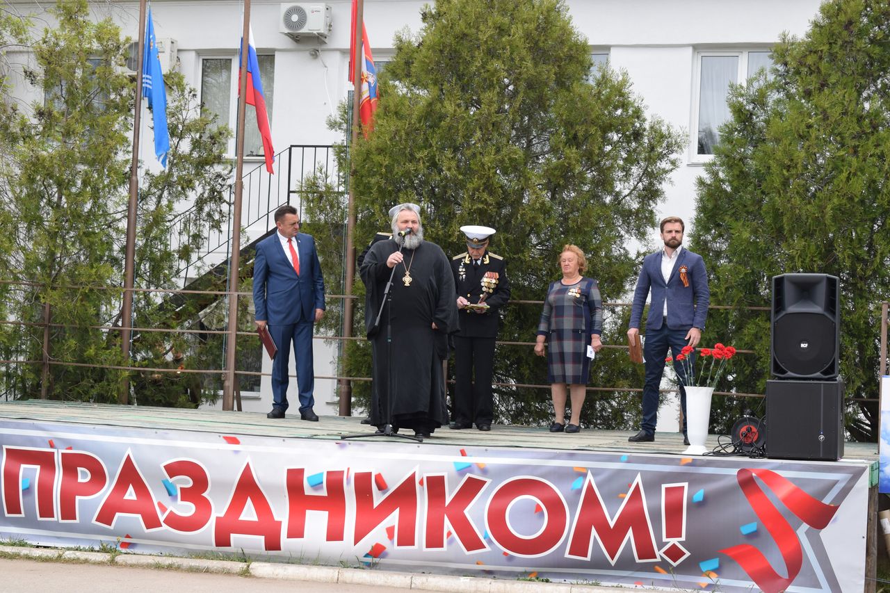 Prazdnovanie dnya Pobedy 01