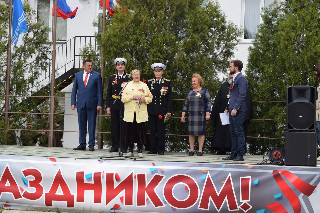 Prazdnovanie dnya Pobedy 01