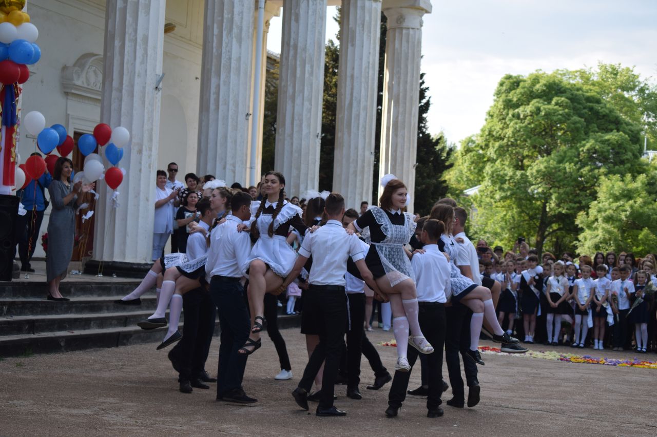 23 maya poslednij zvonka 01