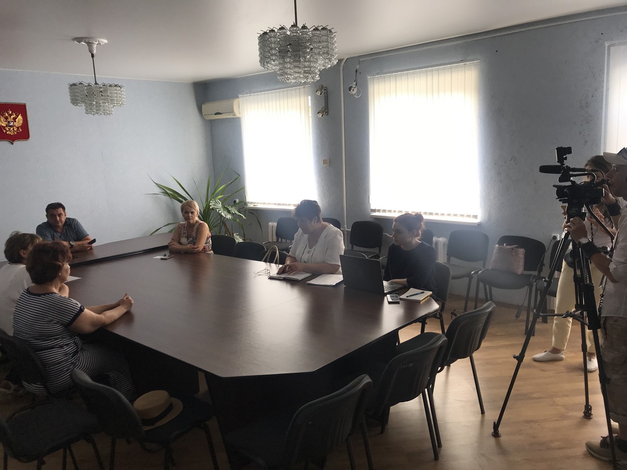 proshel priem specialistov kontakt centra zdravoohraneniy 01