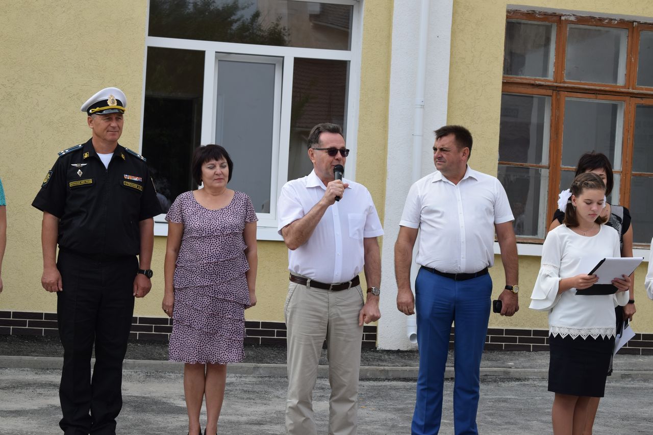 V shkole № 13 torzhestvenno otkryli sportivnyj zal 01
