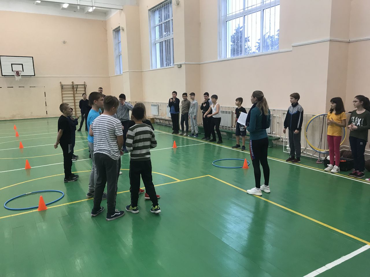 v sosh 46 proshli veselye starty 01