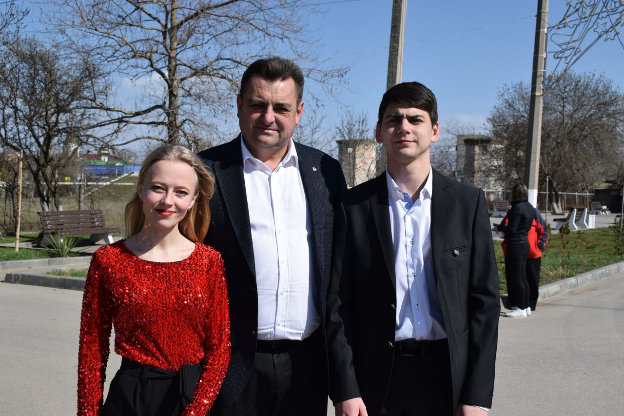 proshel prazdnichnyj koncert v chest mezhdunarodnogo zhenskogo dnya 8 marta 01