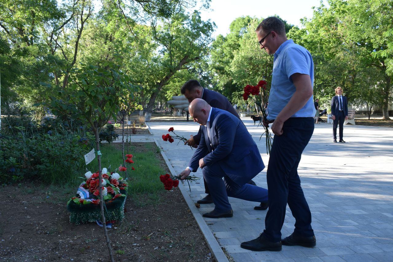 vrio gubernatora mihail vladimirovich razvozhaev s rabochim vizitom 01