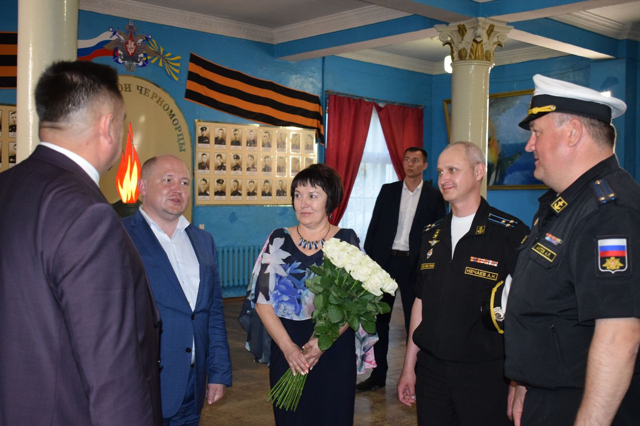 vrio gubernatora mihail vladimirovich razvozhaev s rabochim vizitom 01