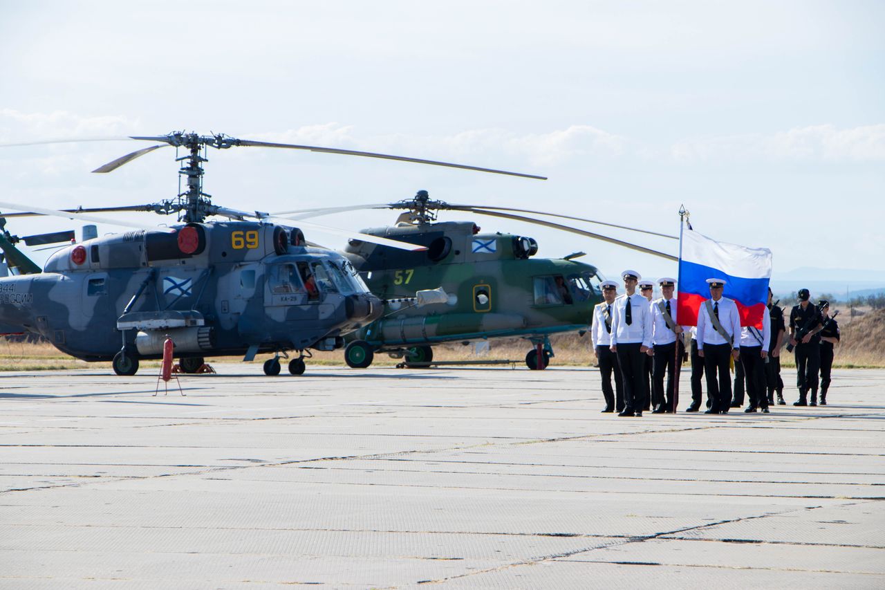 pozdravlenie glavy kachinskogo mo s dnem voenno vozdushnyh sil rossii 01