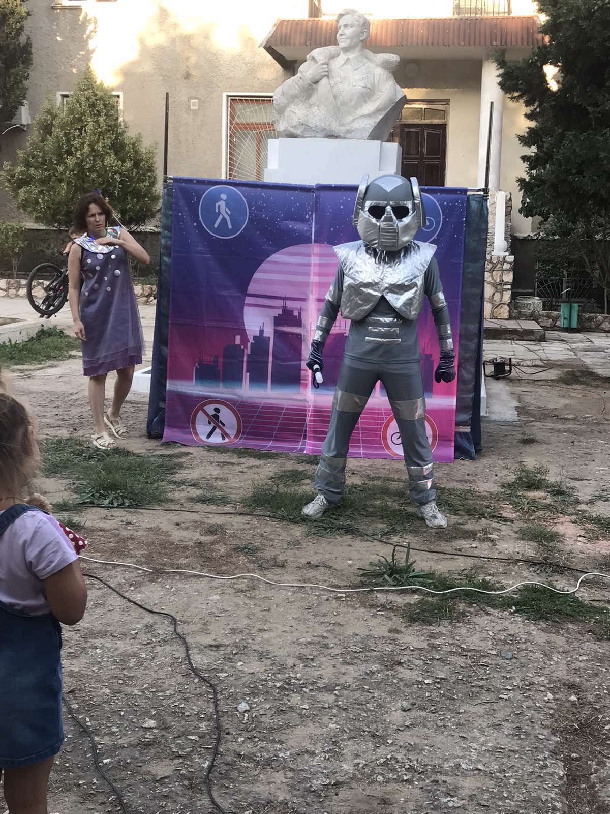 V s. Osipenko proshjol interaktivnyj spektakl Margarita i Povelitel interneta 01