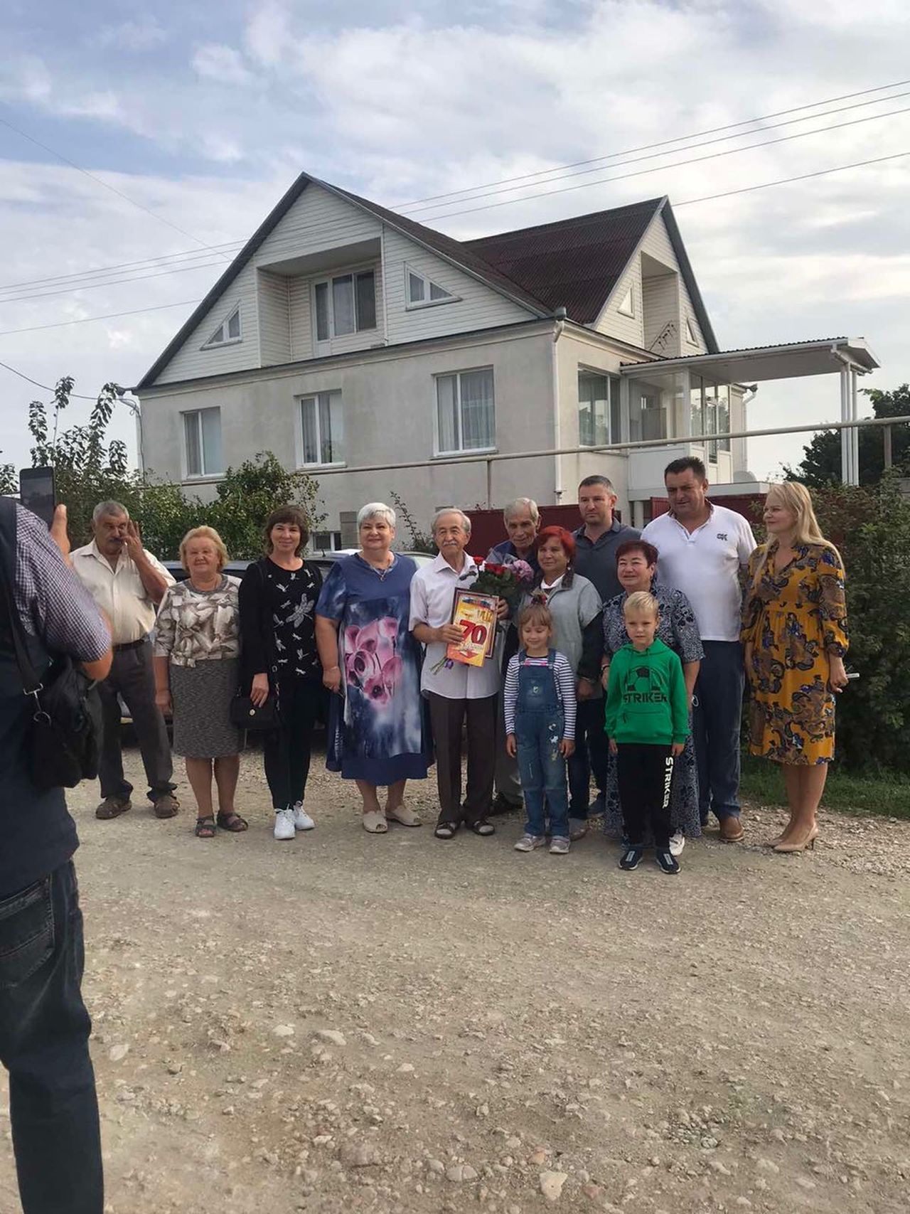 pozdravlenie glavy kachinskogo mo s 70 letnim jubileem! 01