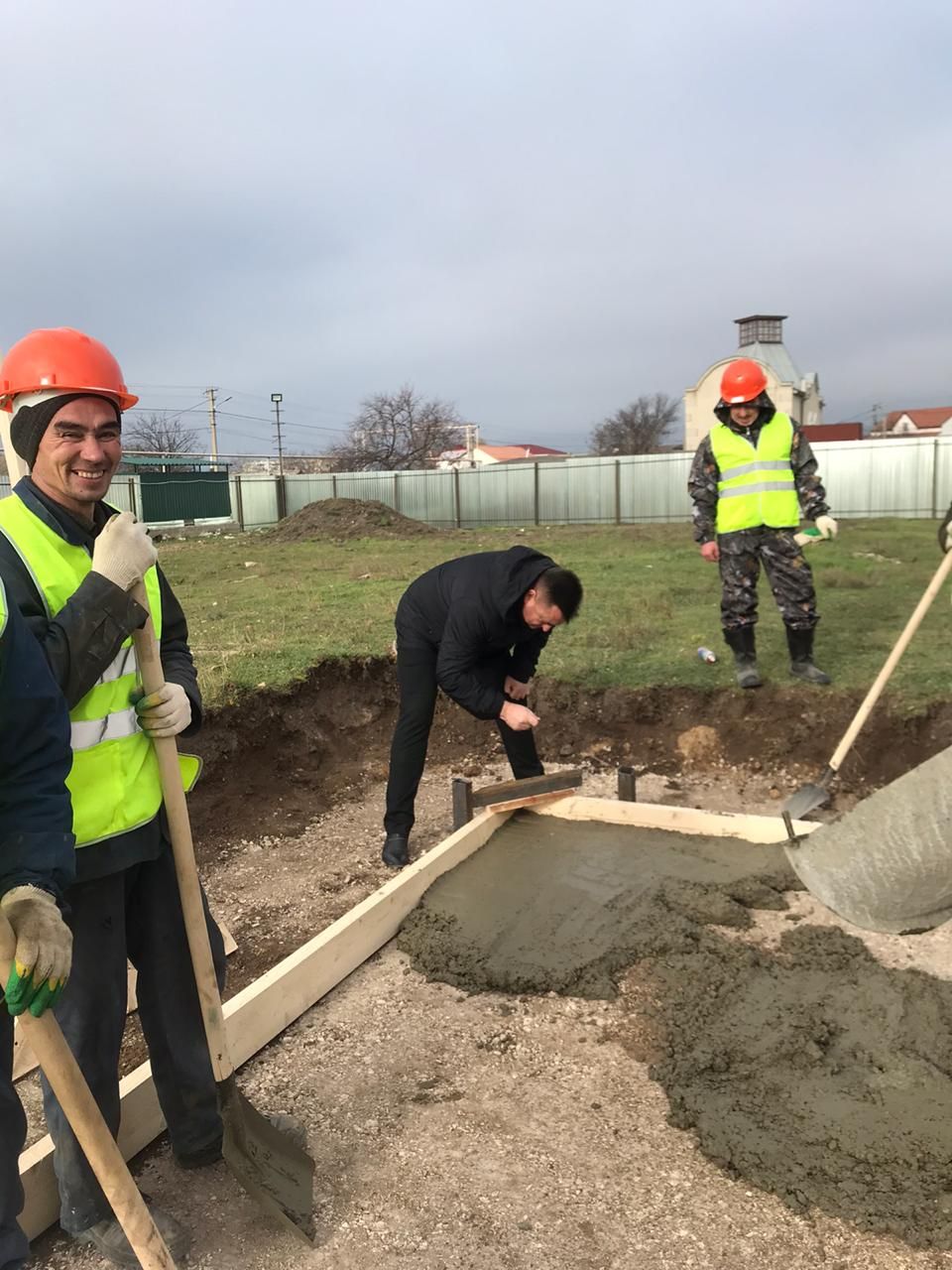 stroitelstvo fok prodolzhaetsya 01