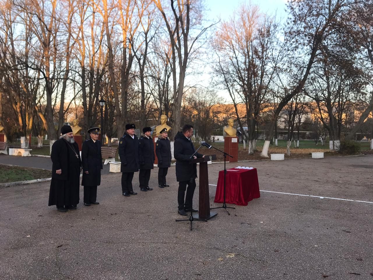 pozdravlenie glavy kachinskogo mo s dnjom konstitucii rf 01