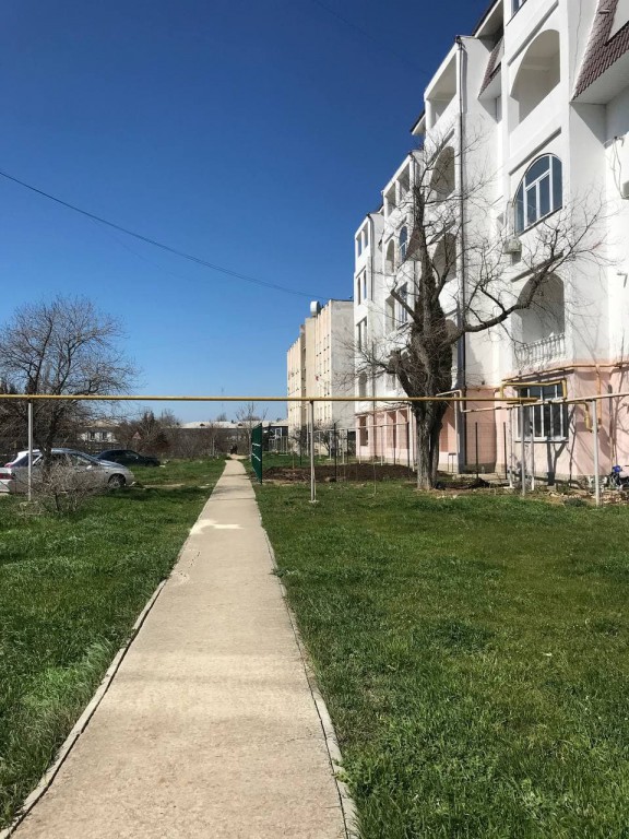 Nezakonnoe_ograzhdenie_obshej_pridomovoj_territorii_p99855