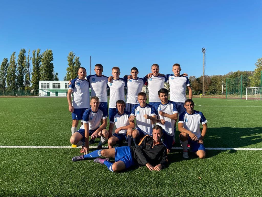 Pozdravlyaem_nashu_futbolnuju_komandu